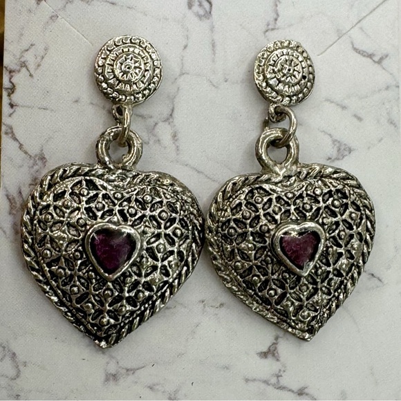 Vintage textured silver tone heart dangle earrings with purple enamel center - Picture 2 of 10